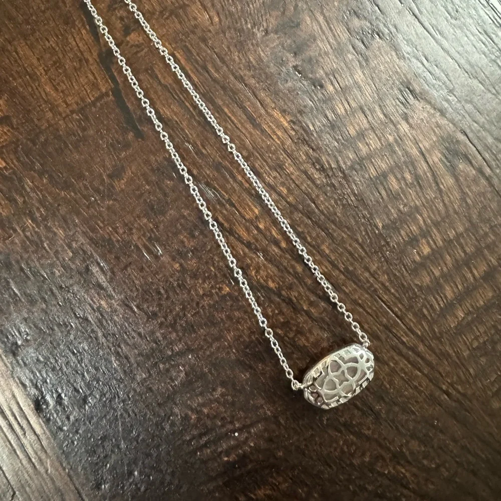 Kendra Scott Elegant Silver Ice Pink Stone Necklace - Picture 9 of 16
